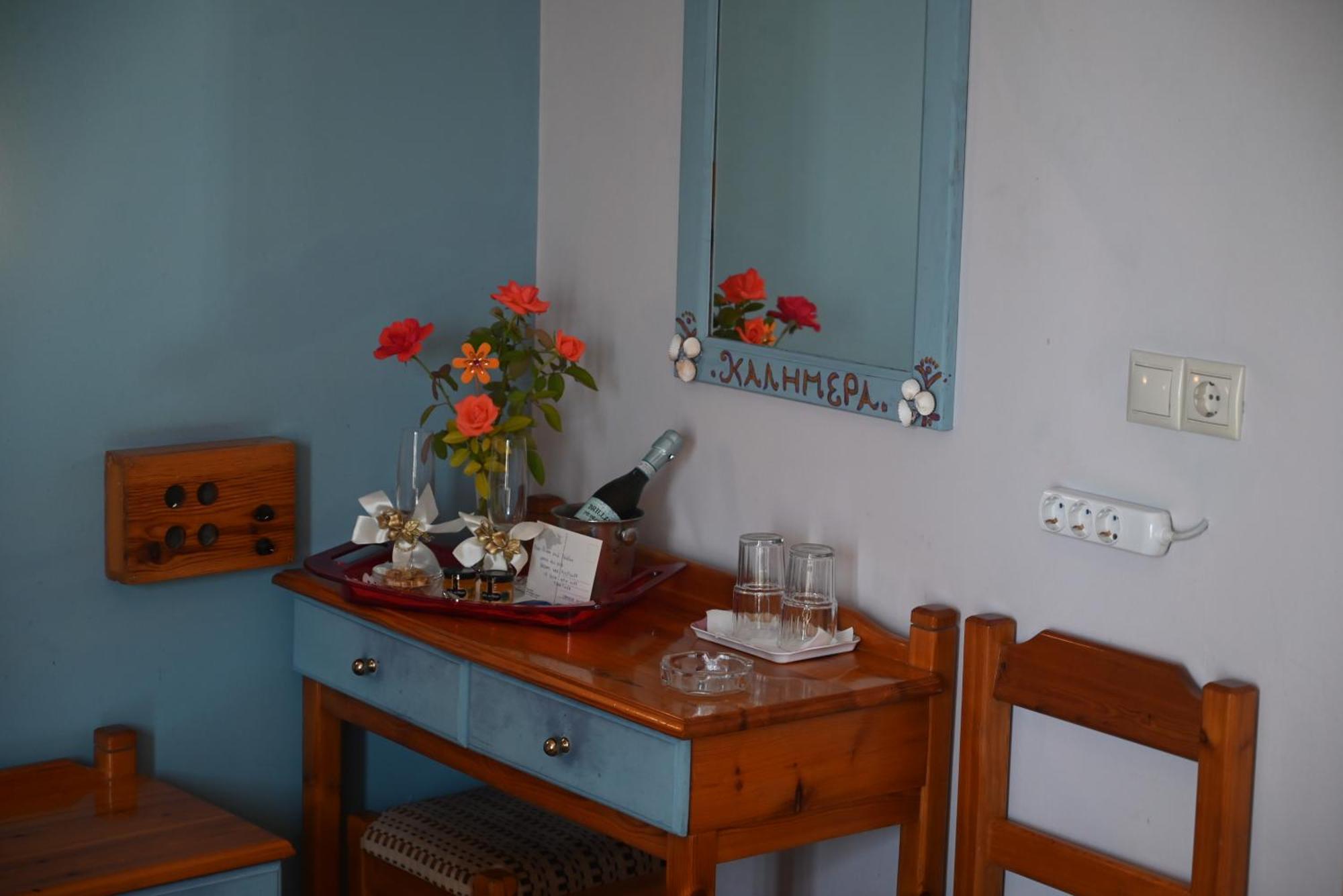 Samaina Hotel بيثاغوريو المظهر الخارجي الصورة
