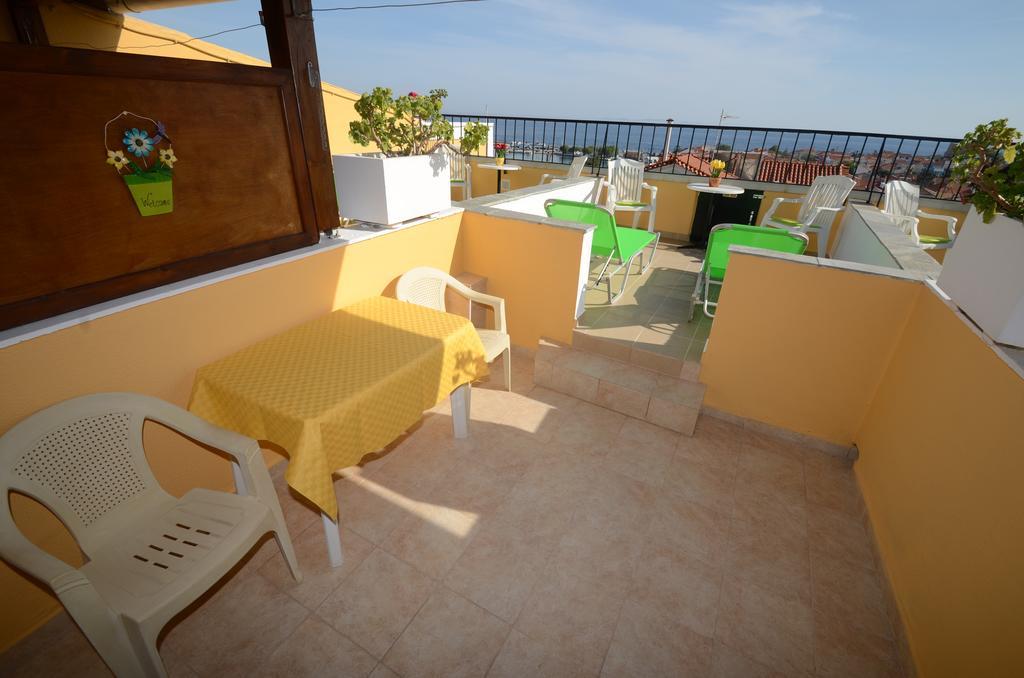 Samaina Hotel بيثاغوريو المظهر الخارجي الصورة